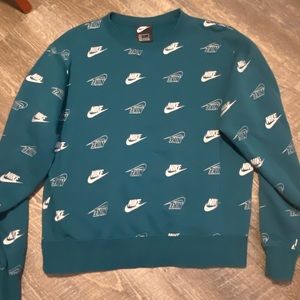 Womens Nike Sweatshirt